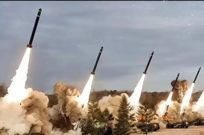 海，高市早苗这下尝到后果了！

朝鲜这次没打招呼。数枚弹道导弹从咸镜南道新浦一带