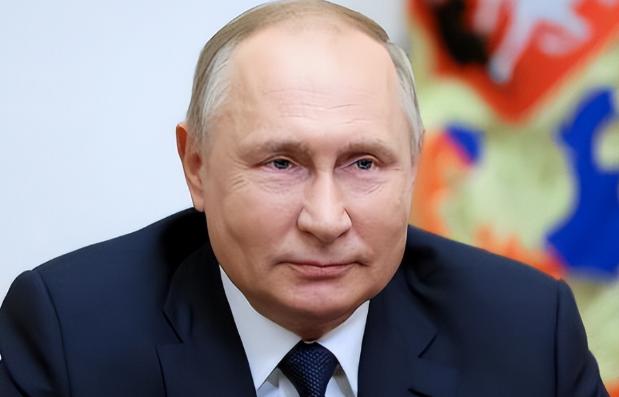 中国为何还不收复台湾，普京的一句话，得到了全体中国人民的认同
 
当时在莫斯科那