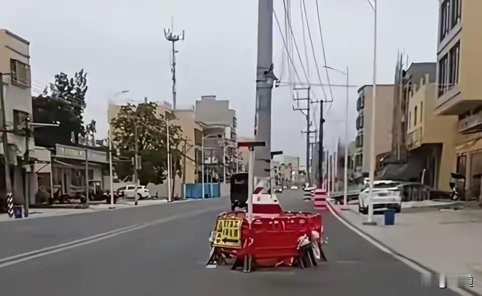 临别时都会说一句，慢点开啊，慢走啊，慢点骑啊。原来这慢是可以救命的。
近日，广东