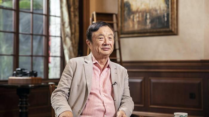 任正非：曾打算百亿出售华为，被美方否决后，我们决定硬刚到底！
 任正非在采访中复