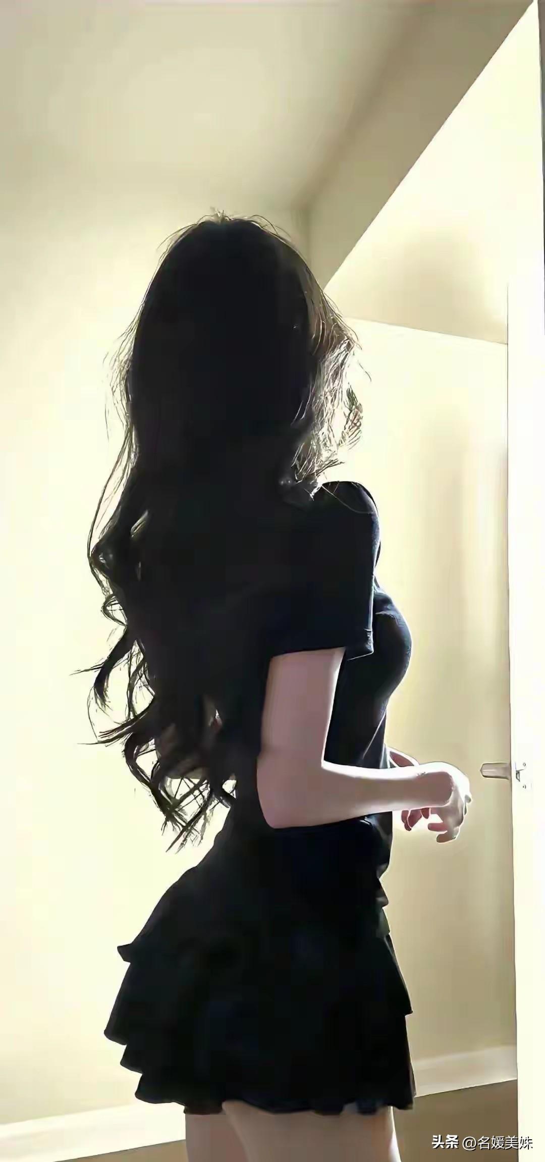 能干的上不去不是因为能力不足，而是因为他们不愿跪着走。