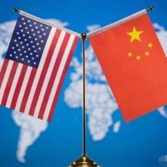 美国终于憋不住发声了！6月10日，美国国务院发言人跳出来“鼓励”中国和平解决争端