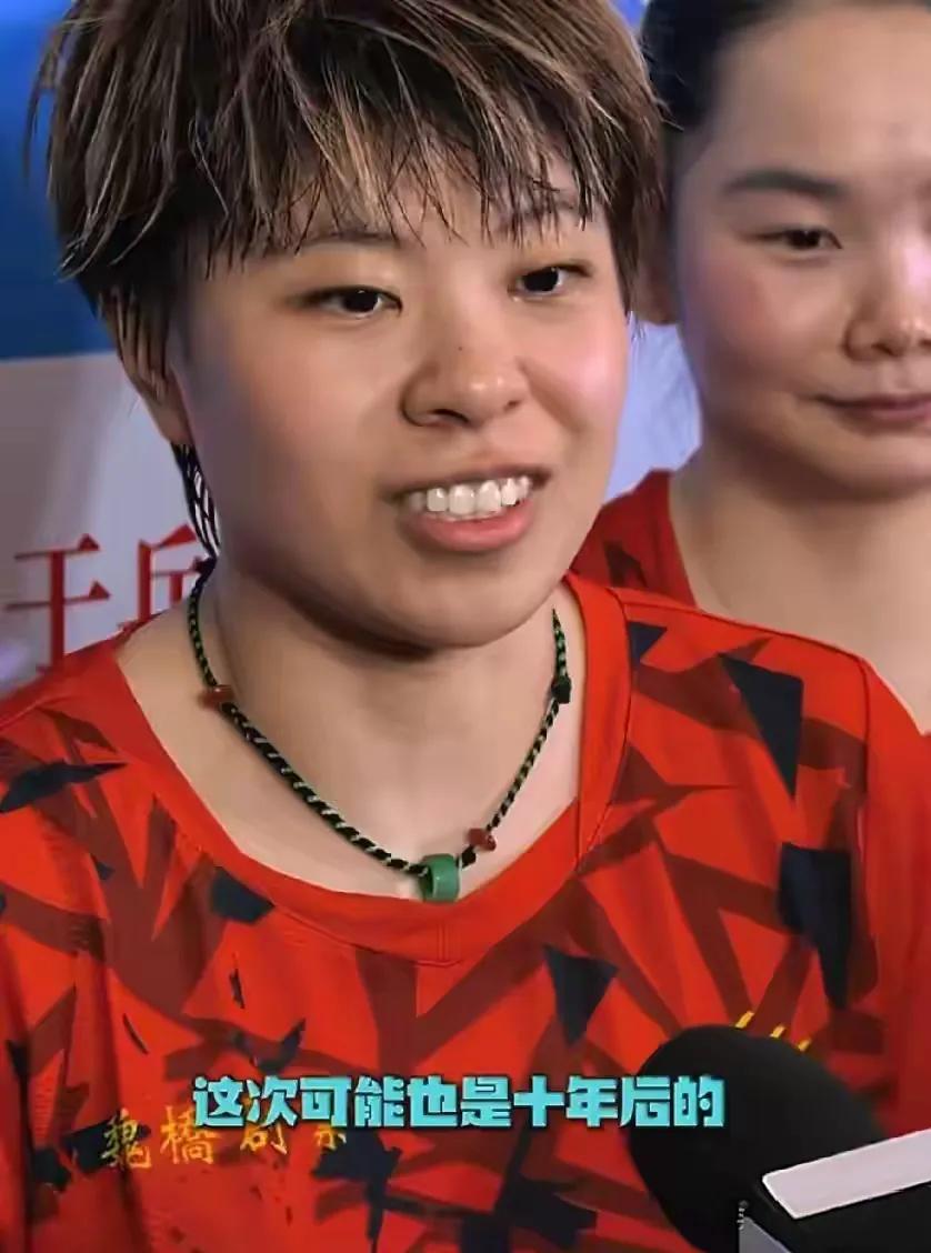 【王艺迪口才出众，花式夸赞何卓佳ACE发球，佳佳当场娇羞脸红】2026乒超大连站