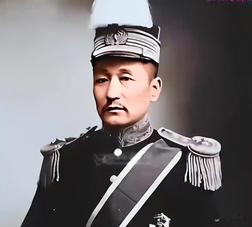 佛堂里念经的军阀，剃了光头却没剃掉杀气，他死在自己选的救赎之地。
他叫孙传芳，1