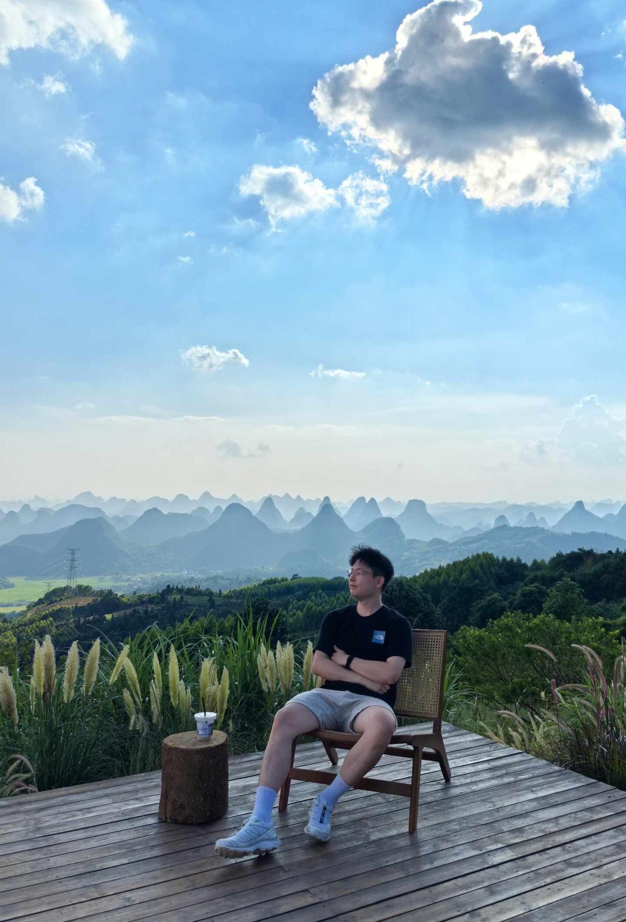 请你去吹吹山里的风⛰️
朝天岭
博士生日常 疲惫的一天 介绍一个小哥哥 人夫感 