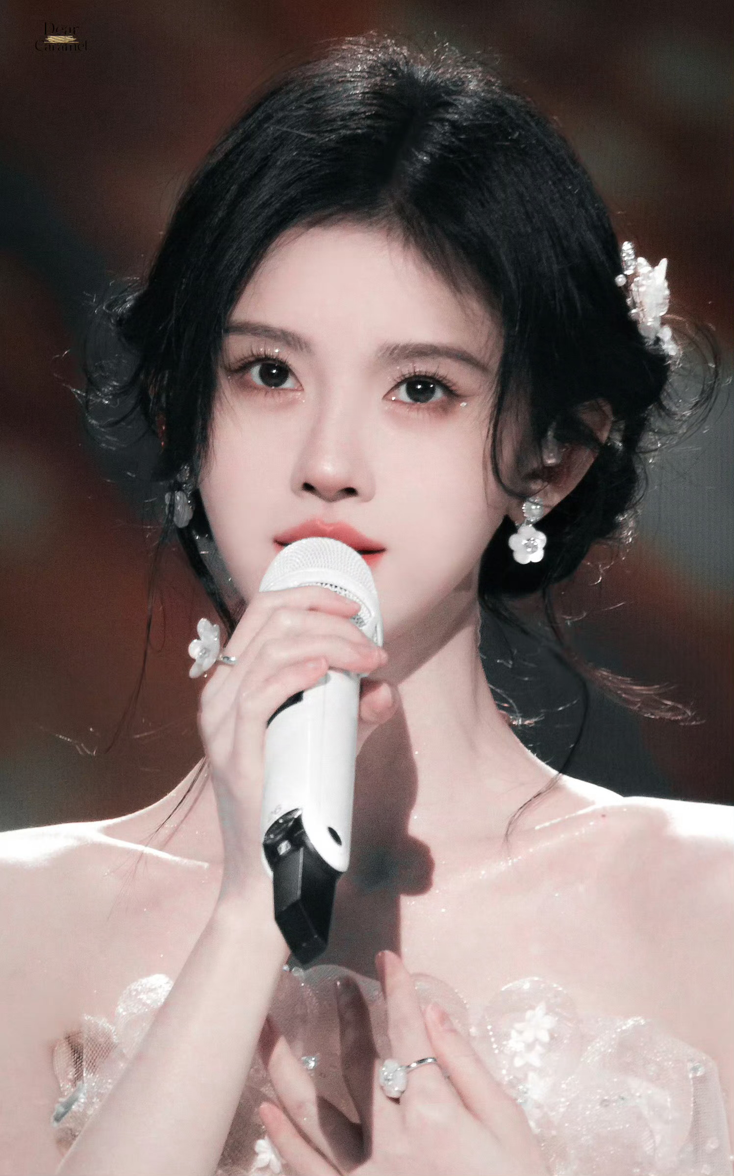 【鞠婧祎】25B站跨年晚会官宣 鞠婧祎不语，只是一味地散发魅力