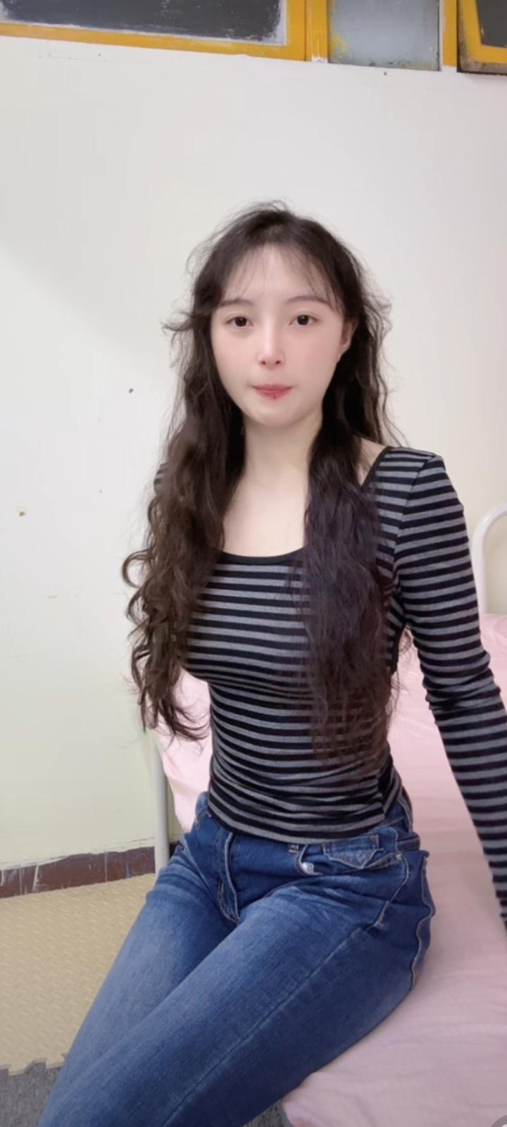 春日生活打卡季. 我慢慢学会了，在感情里不说狠话，不做冲动的决定。因为我知道，每