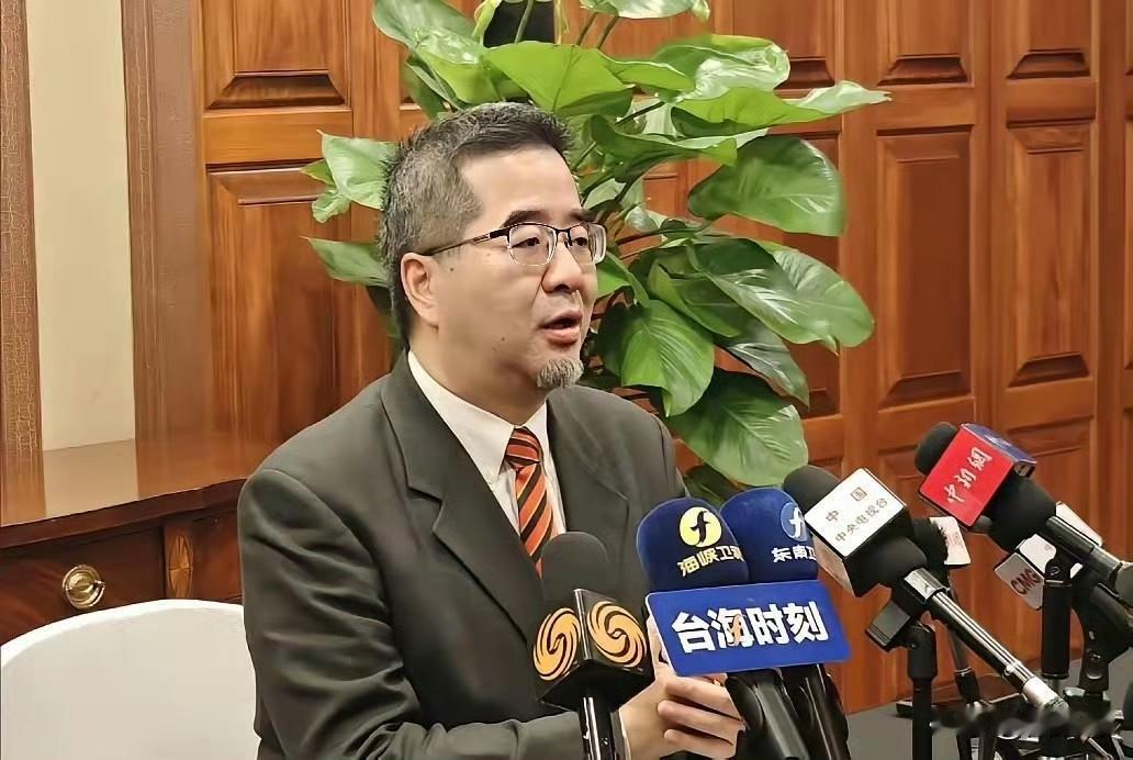 新上任的国民党副主席、马英九基金会执行长萧旭岑，在接受采访时扬言，“台湾不接受香