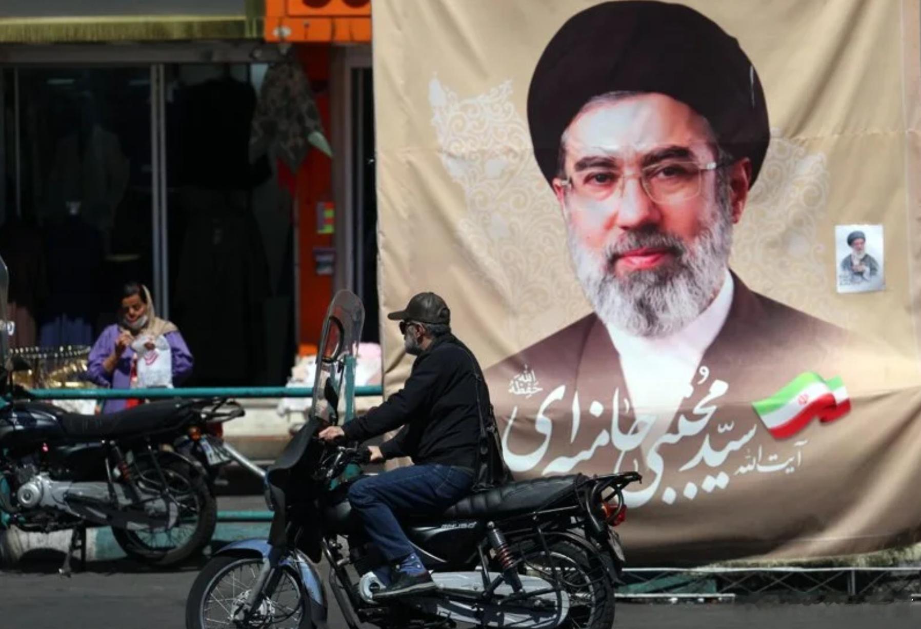 特朗普称伊朗陷入内斗“搞不清谁在掌权” 哈梅内伊之子发文回击海外新鲜事美以伊冲突