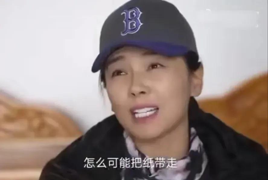 真的觉得胡歌太矫情，有点装叉了！

胡歌和刘涛关于上完厕所，应不应该把便便纸带走