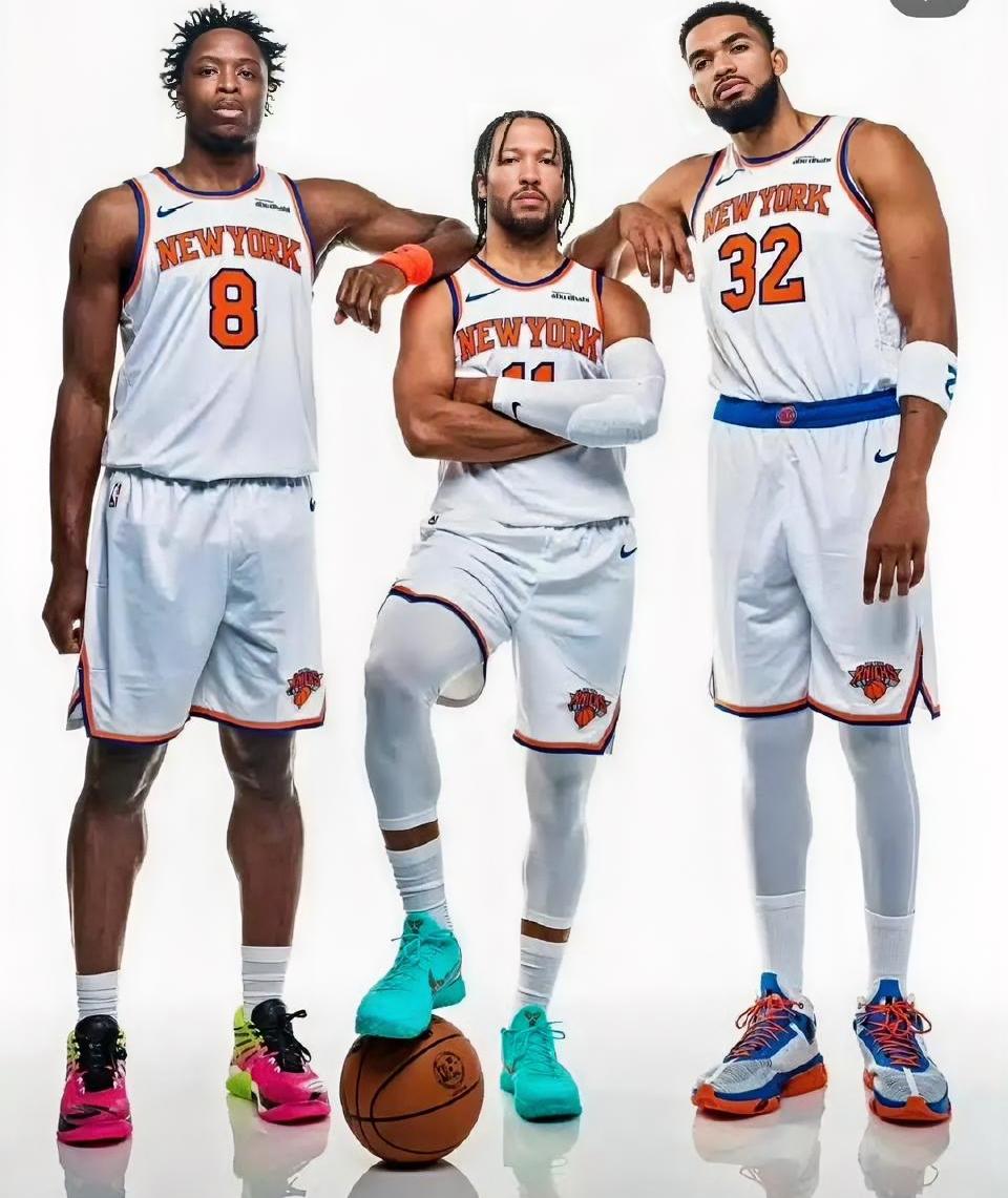 尼克斯133:120大胜灰熊，迎赛季5连胜，此战认清4人真正实力:

1.布伦森