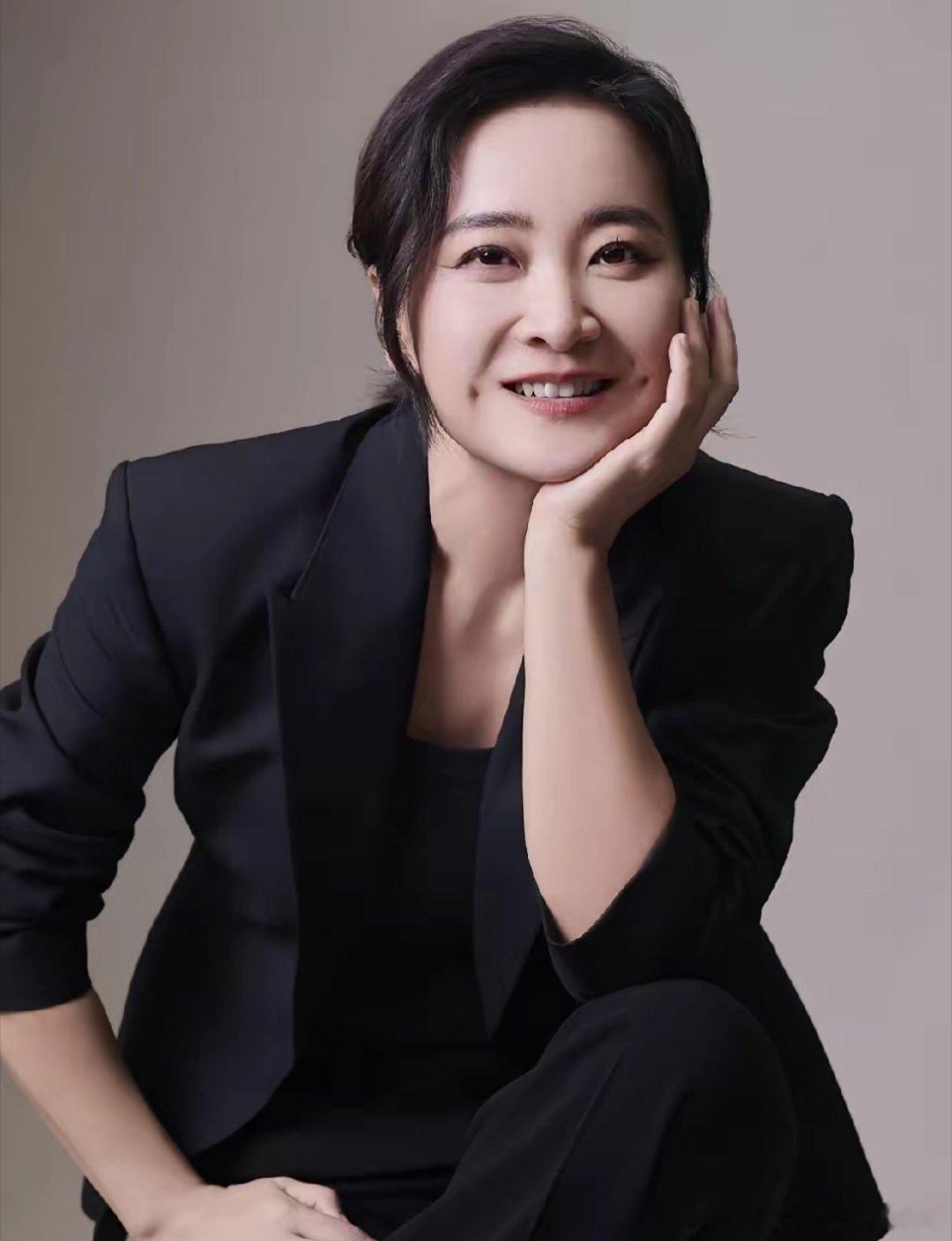 《转念花开》会不会好看，我不确定。但是有件事我不能理解，《转念花开》不用主角，剧