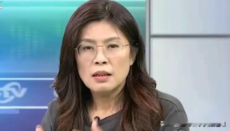 郑丽文，不愧是中国人，更是云南人的骄傲，可能大家不知道，她祖籍是云南普洱的。
