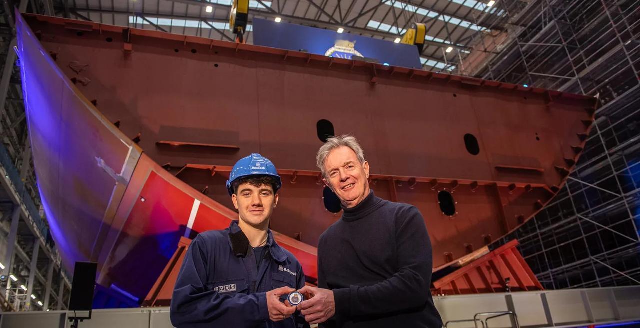 英国31型护卫舰第3艘"可畏"号（F11）开始铺设龙骨。首舰“冒险者”号于202