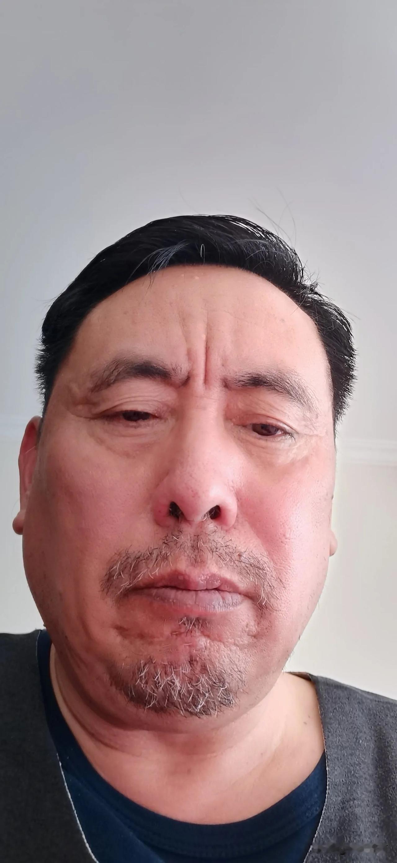 2025年春节前思考总结。

2025年春节前半个月左右休假，原是看望并陪护92