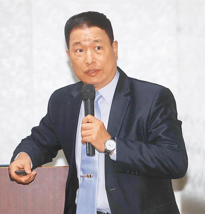 台湾空军前副司令员张延廷发声了！
 
“对于大陆无人机进入东沙‘领空’，如果我是