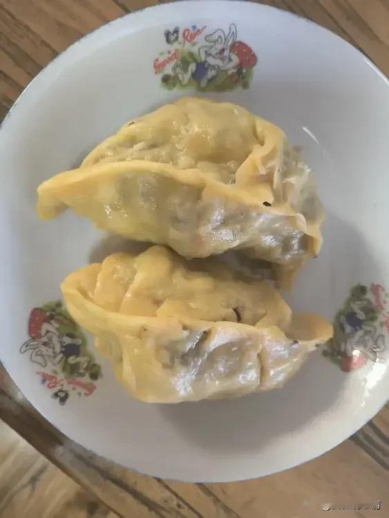 作为北方大婶，我很少做面食

因为小时候包水饺不好看被母亲打，我就有了心理阴影，