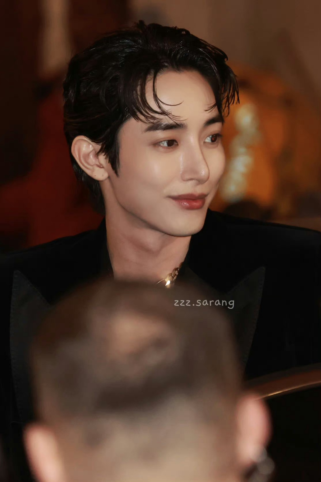 #李洙赫米兰看秀造型##李洙赫看秀造型# 李洙赫米兰看秀造型，我直接就是一句：老