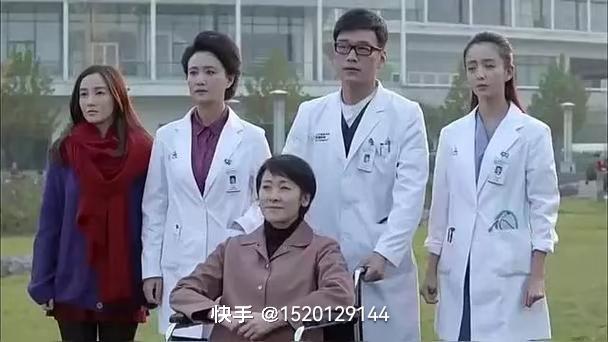 外科医生》大结局曝光！肖晨何晶生死抉择，两代医者传承催泪
《外科医生》以紧张的手