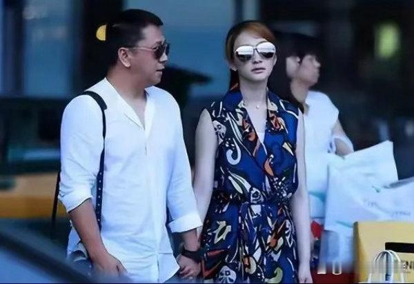 李小冉被曝婚变，爆料人称两人去年已离婚 