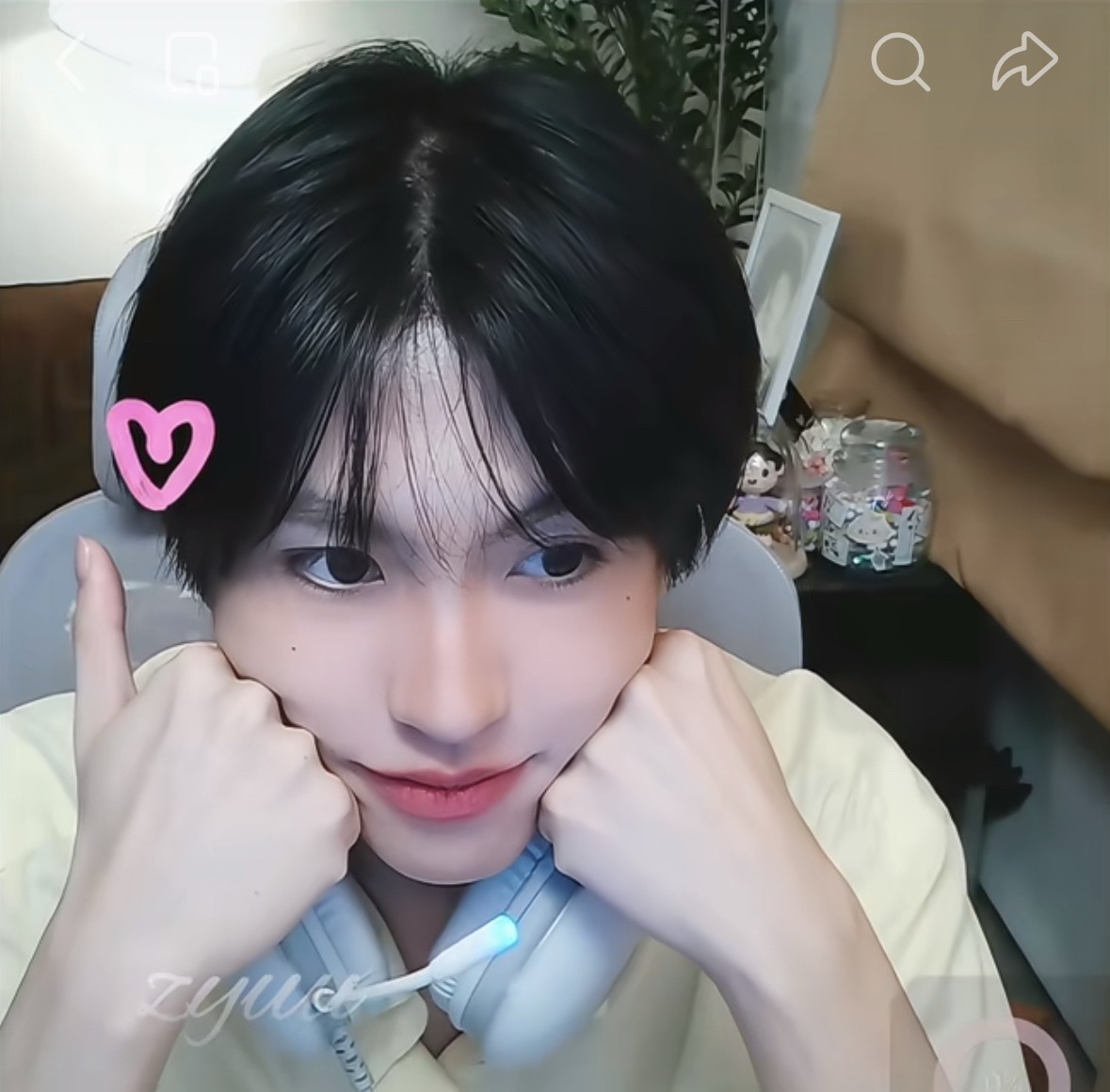 金姐真是个可爱的小女孩🎀 
