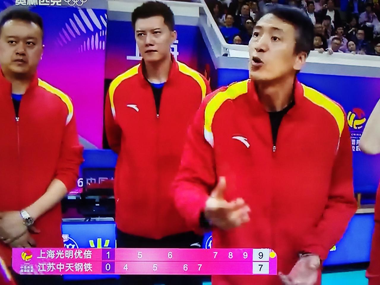 2025-2026女排排超联赛决赛第二场比赛，上海女排对阵江苏女排，第一局上海女