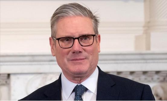 中英签下45亿大单后，英国宣布出手，中企也被拉黑，外交部反击。
 
2月24日，