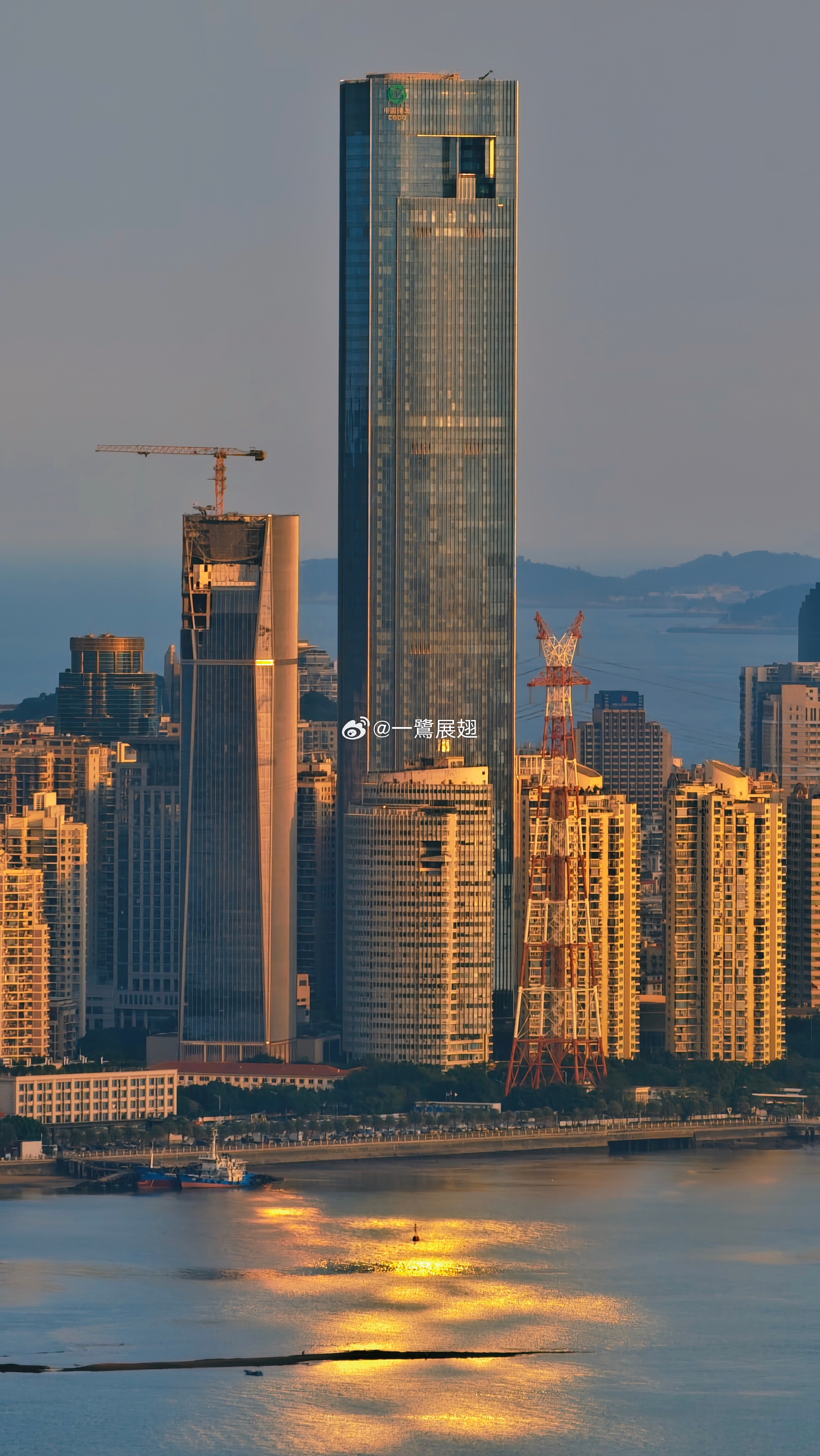 海沧湾两岸酒店群，数量蹭蹭蹭📈🆙 厦门