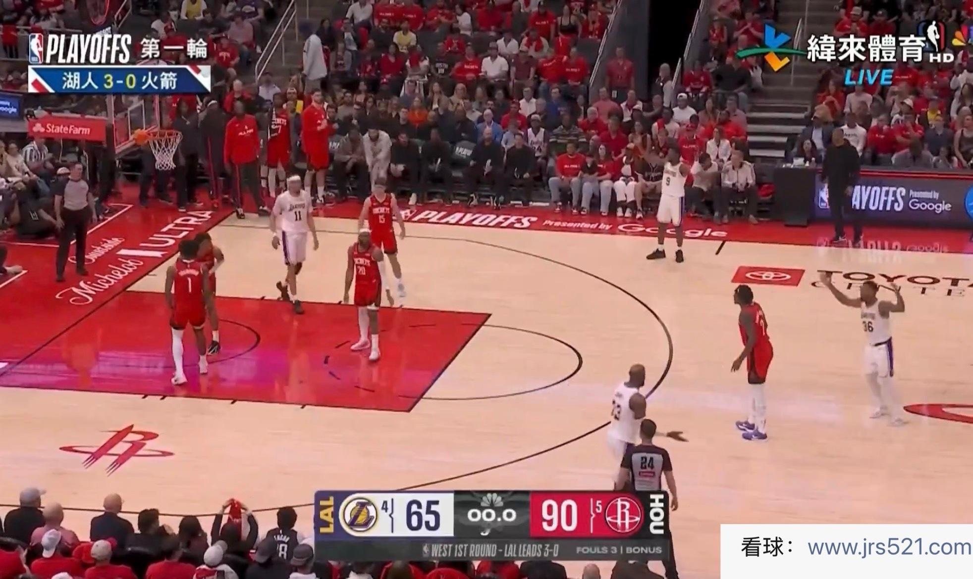 恭喜火箭赢回一局，湖人下场会主场卖票直接终结系列赛，剧本就是这样。 
