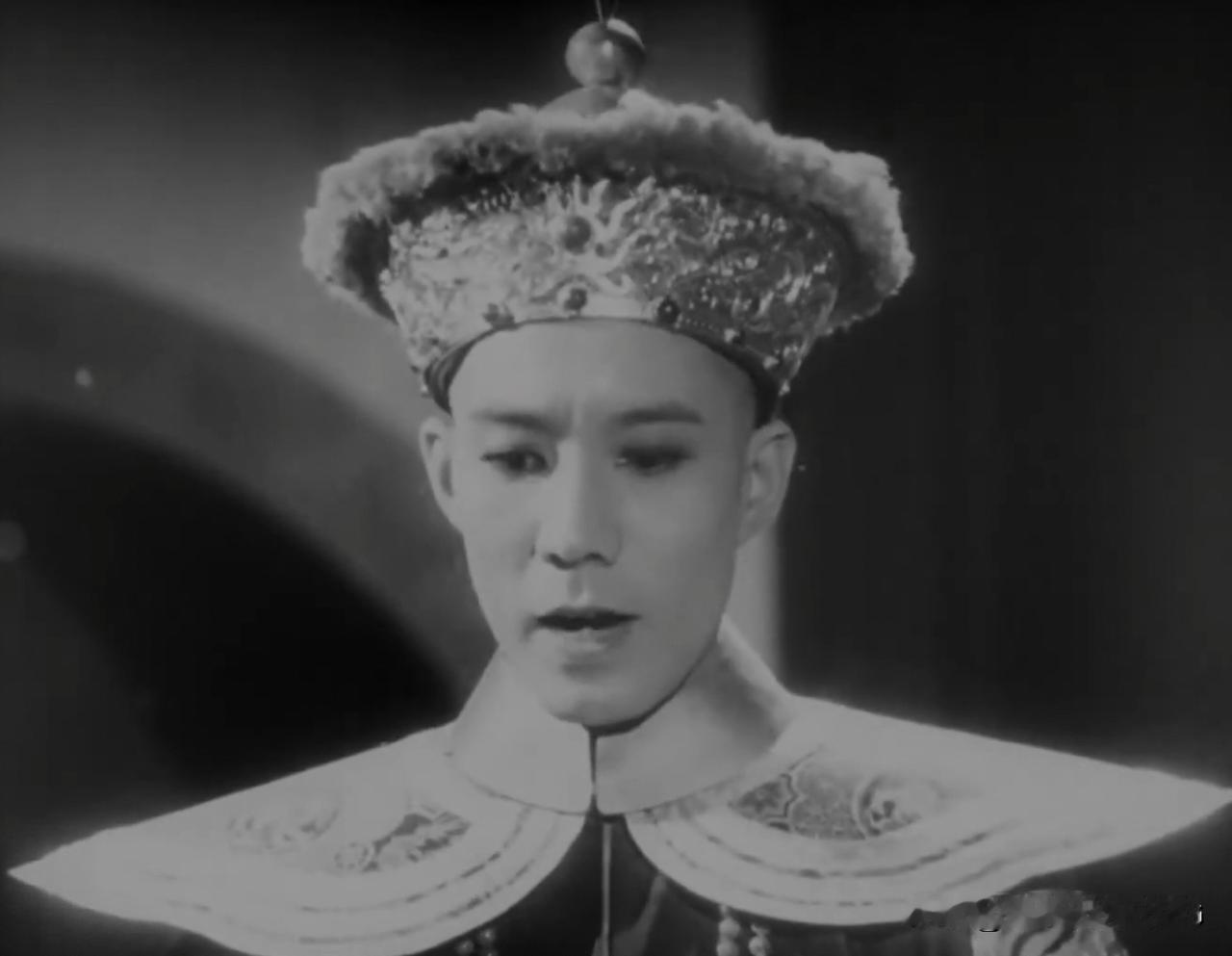 这是新中国第一部被全面批判、禁映的古代题材影片。
       影片近八十年前摄