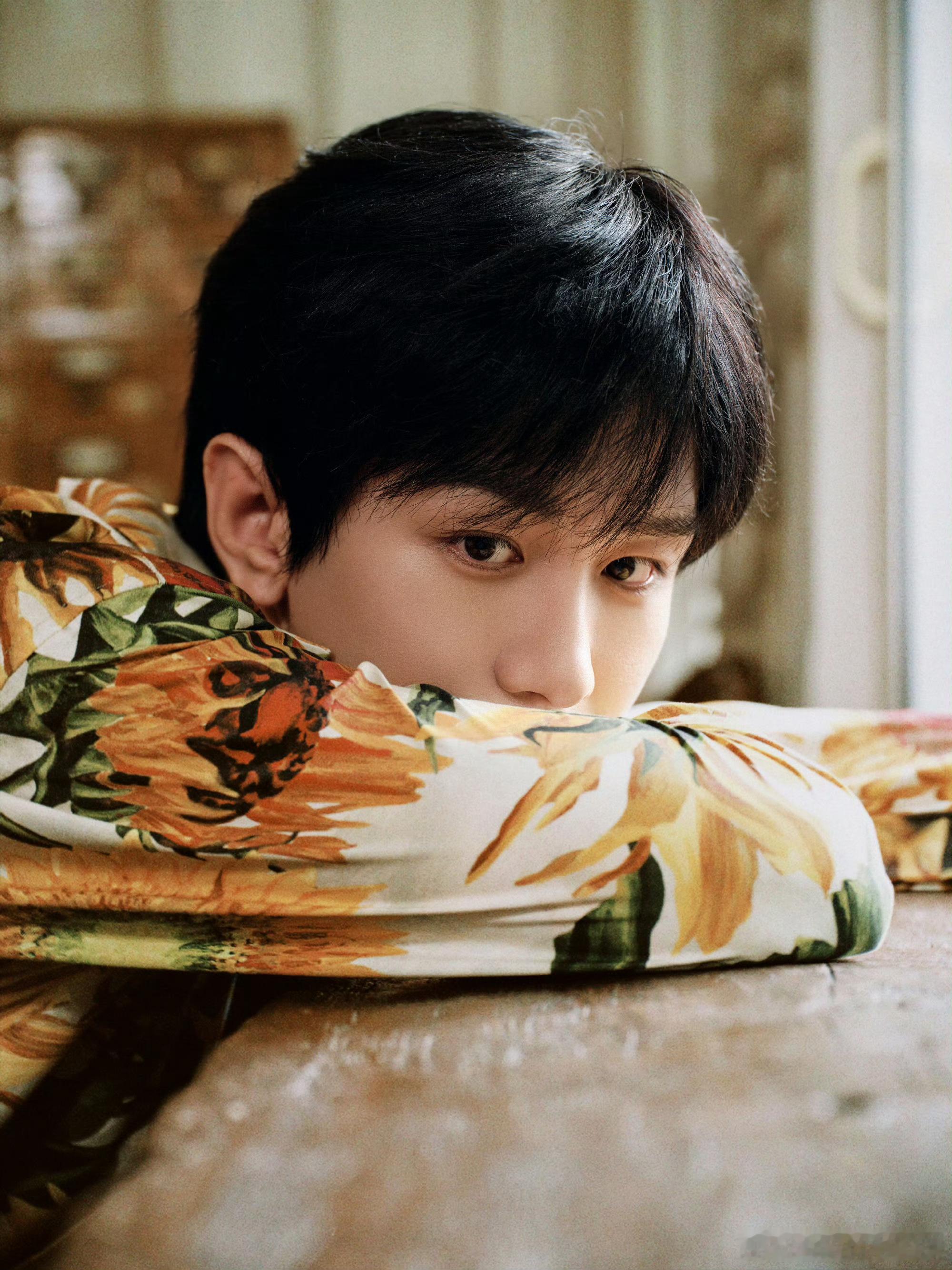 Ucy成毅，我 对你的爱永远都不会搁浅，你是我生命中最珍贵的星星。成毅｜赴山海｜