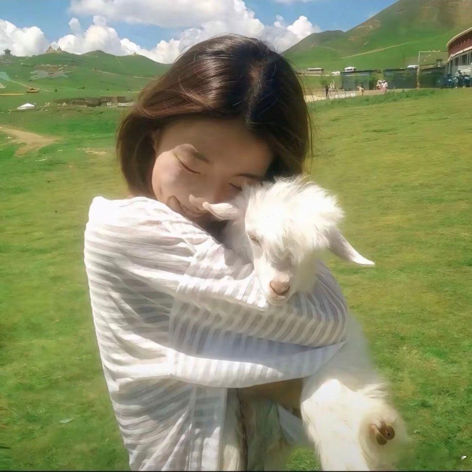 温柔头像女生。 