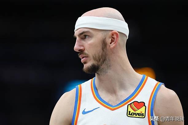 湖人队好消息！卡鲁索因病缺阵！

据雷霆队官方宣布：卡鲁索的出战状态因生病降级为