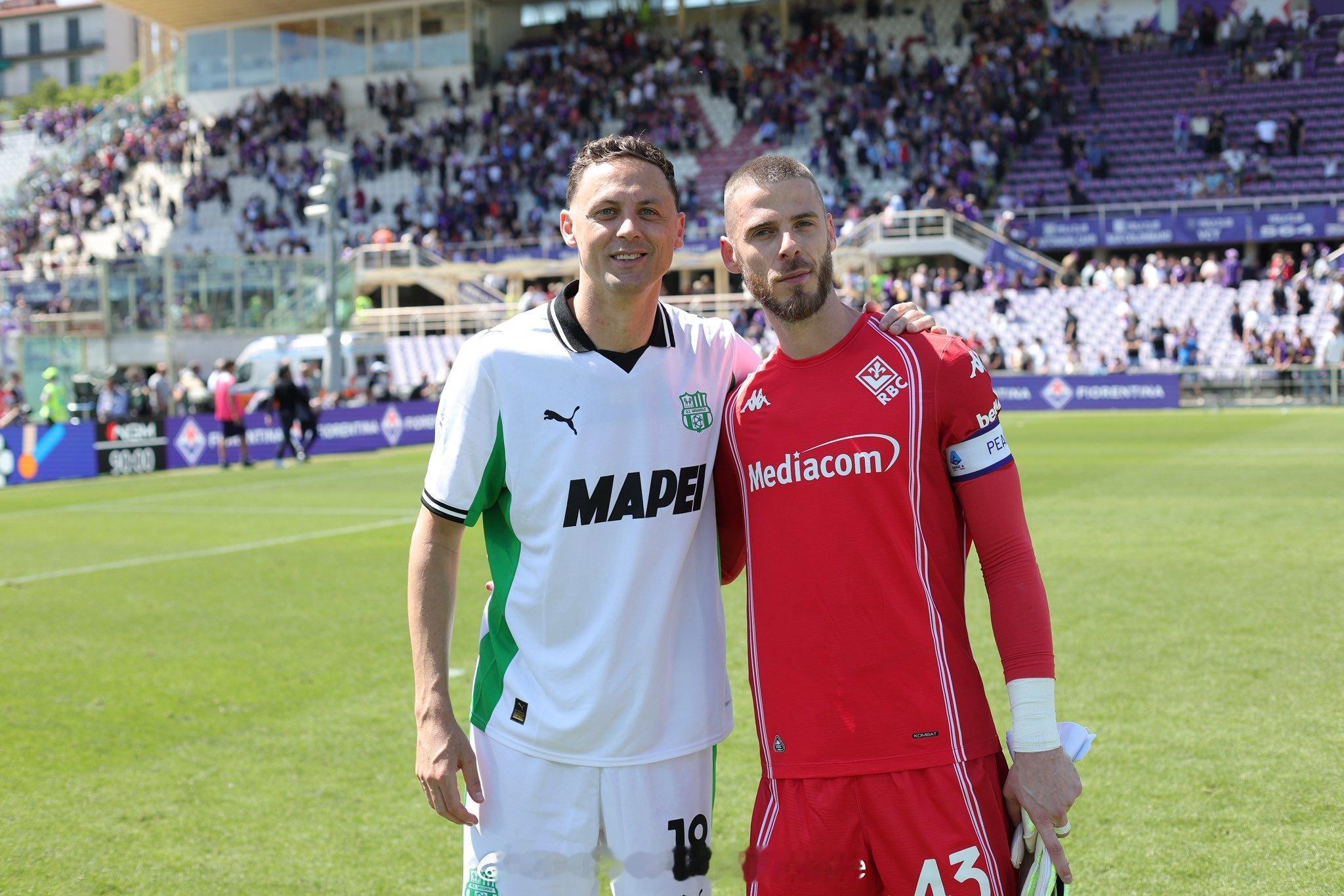 马蒂奇发推：Re-United.马蒂奇和德赫亚 