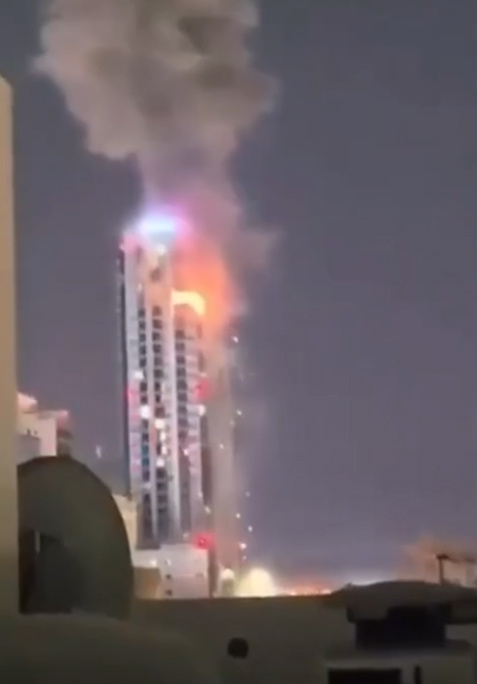 【#伊朗袭击美国花旗银行分行#】据伊朗塔斯尼姆通讯社报道，当地时间3月13日，位