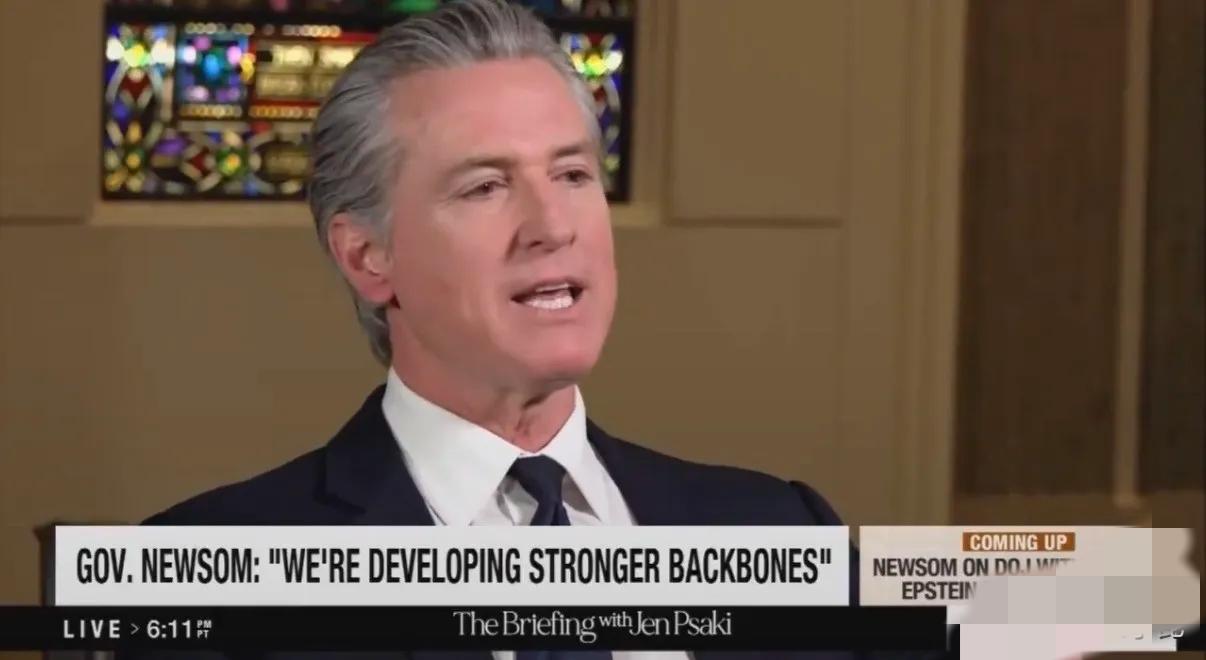 加州州长纽森今天发文说：“唐纳德·特朗普正在节节败退——从最高法院推翻他的关税政