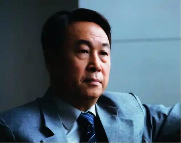 上世纪90年代，一名省委副书记家中失窃，报案金额令人难以置信：小偷只偷走4000