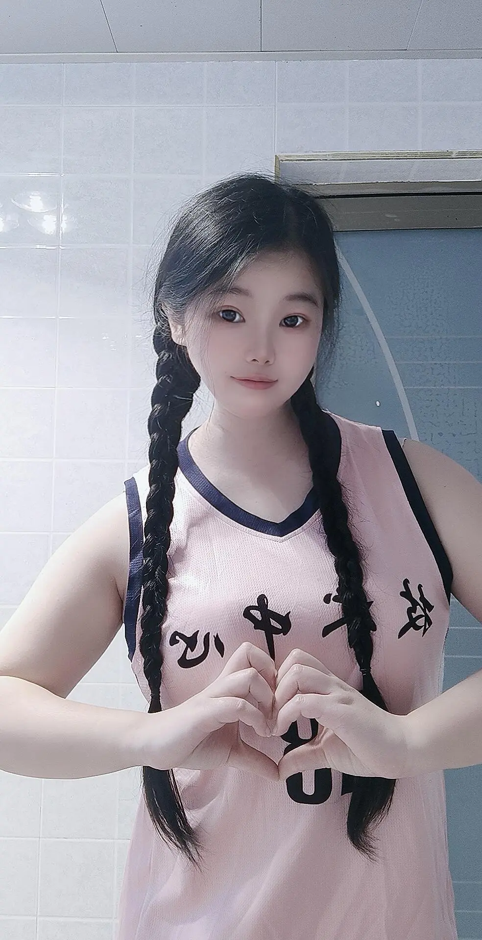 还有没睡的人吗？来唠嗑