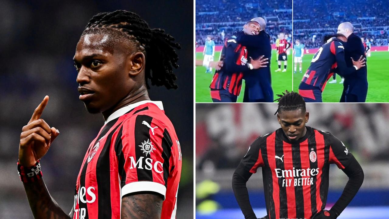 莱奥对阿莱格里换下自己非常不满，在看到换人时说道：还有20分钟别换下我。
最终莱