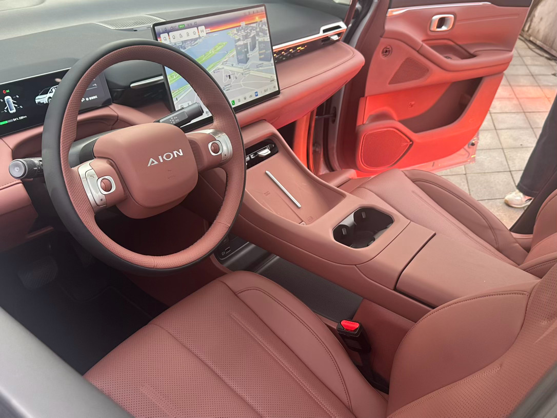 4月16日埃安N60新品时尚大秀埃安n60预售发布会猜猜待会售价会是多少埃安N6