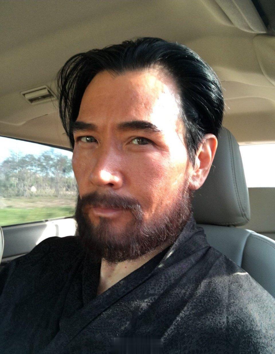 乌尔善版封神三部曲的纣王和妲己演员都是混血，中美混血商纣王，中俄混血妲己。难道这