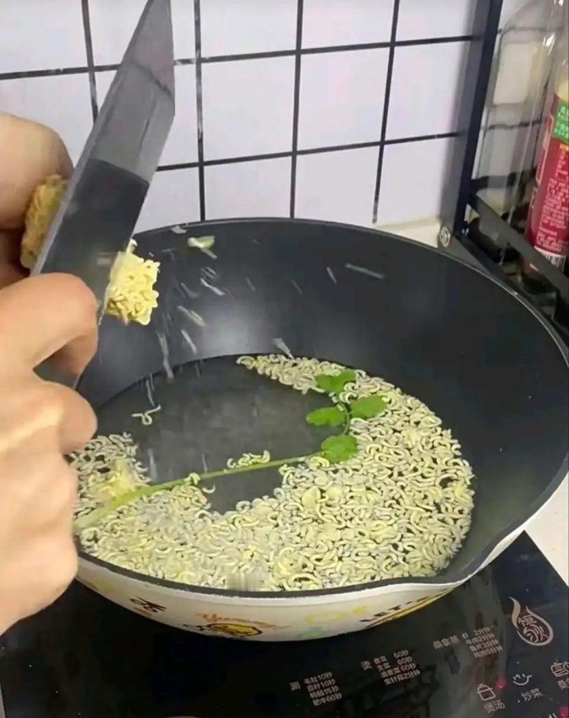 来点刀削面 ​​​