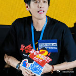 张若昀你很急先别急 属实是沉浸式务工本人了，哪怕身体不舒服，也丝毫不耽误卖力宣传