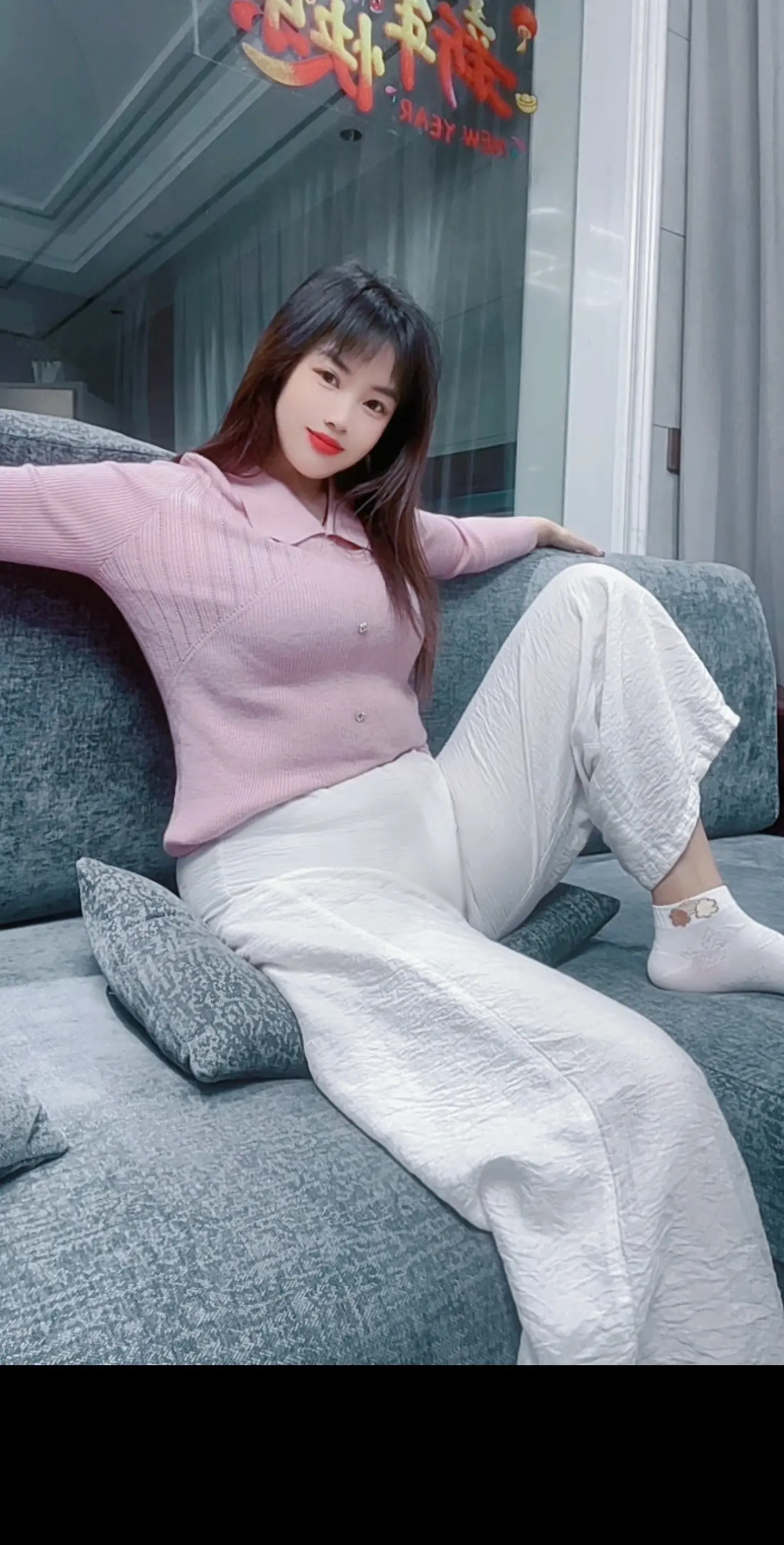 “想你的人永远比你主动，爱你的人永远不会烦，感情世界没有那么多为什么...