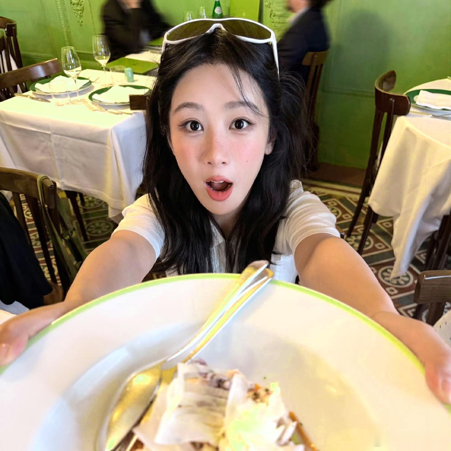 杨紫 yz杨紫李祯yz杨紫家业有缘的话见一面吧不说话也好擦肩而过也好【杨紫李祯｜