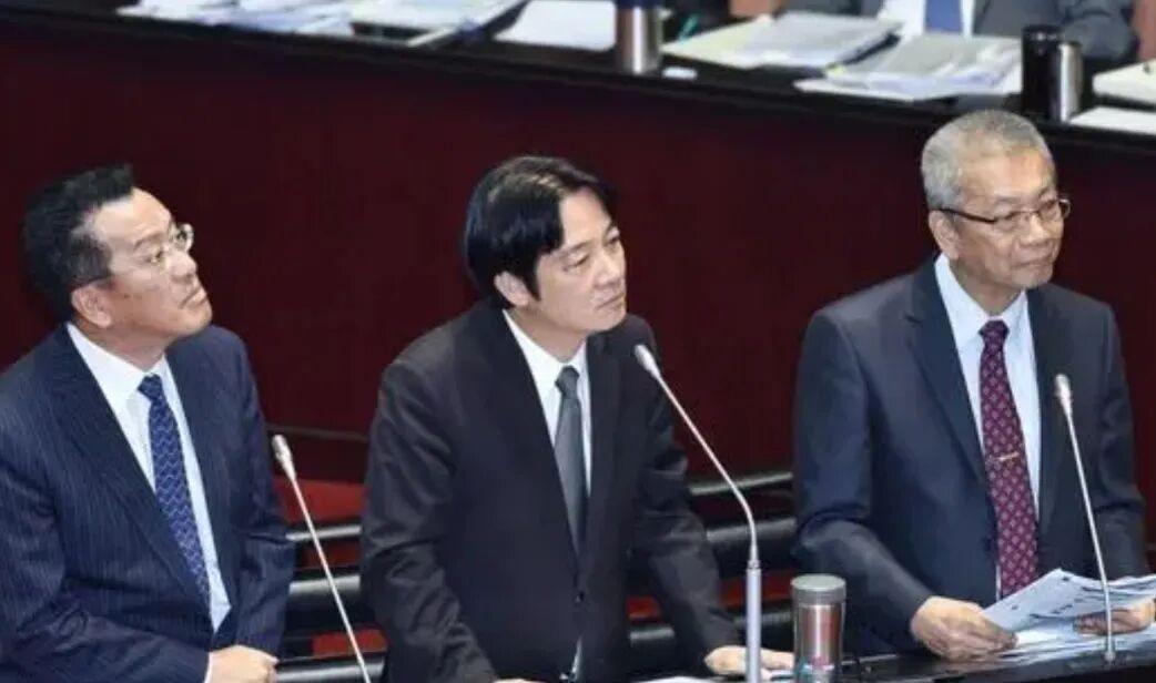 国民党主席郑丽文这一招“借力打力”太绝了！她请出政坛老将王金平出山，不仅稳住了蓝