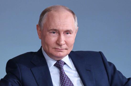 炸了！中东局势直接被普京一出手搅乱，美以连夜急得跳脚，连体面都顾不上了！ 

4