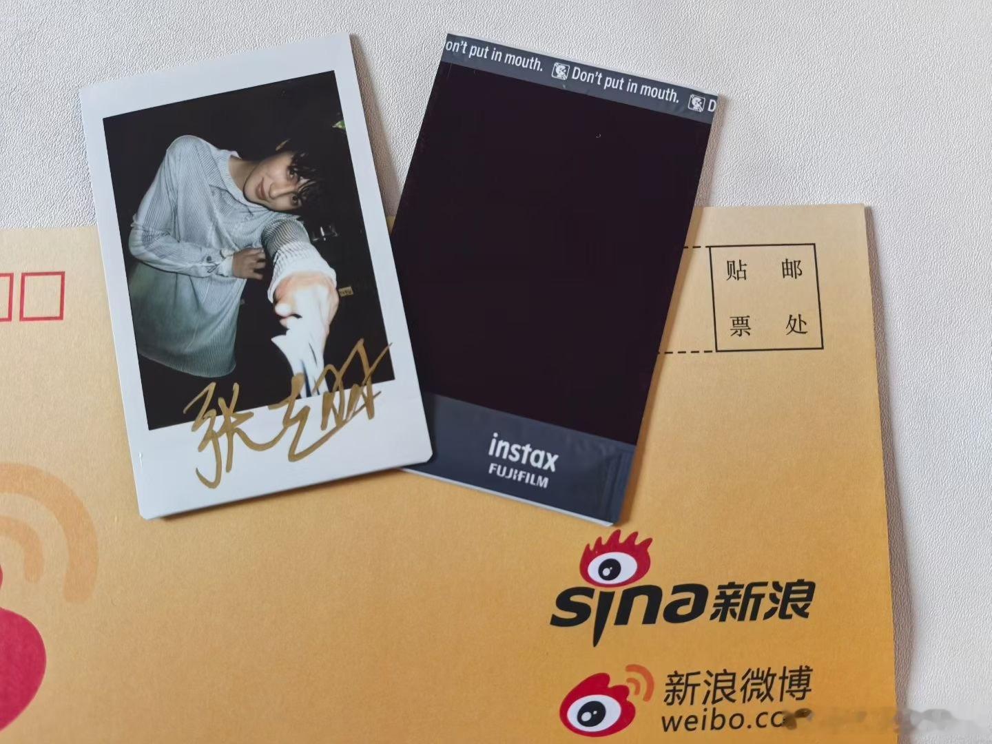 张翅签名拍立得 ​​​