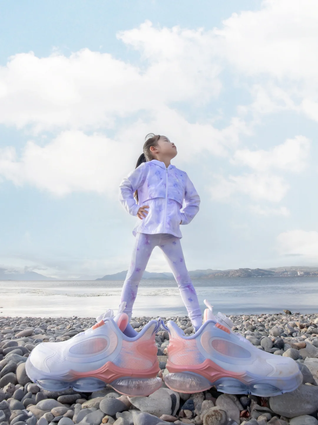 踩着UFO突袭云南，洱海的夏天太适合溜娃了