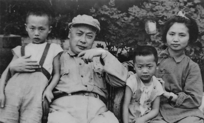 陈毅逝世七十天后，妻子张茜身患癌症，毅然手术并耗时九个月，终于帮陈毅完成了最后的